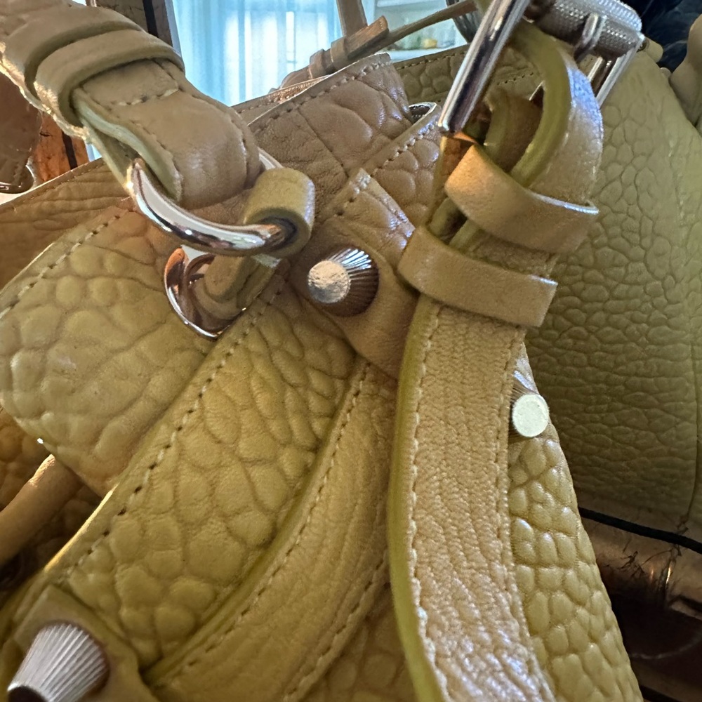 Large Alexander Wang Diego bucket bag 
Thick heavy soft yummy leather w studs - Picture 8 of 15